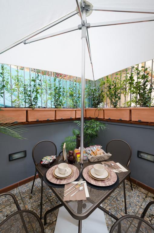 B&B Civico Cinque Salerno Exterior photo